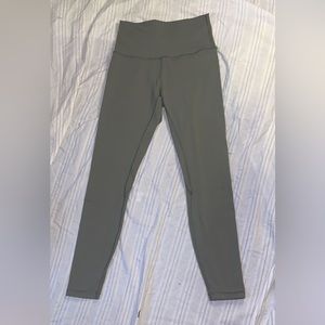 Lululemon fast and free olive green size 6